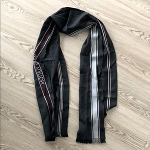 Men’s Louis Vuitton Scarf